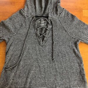 AEO striped long sleeve shirt w/ hood size XS